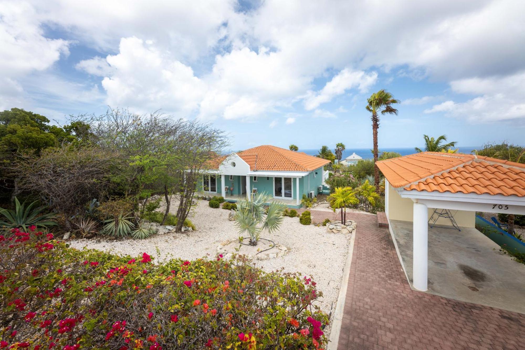 Coral Estate Holidays Willibrordus Екстер'єр фото